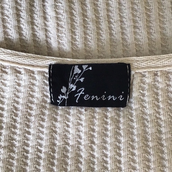 FENINI Lagenlook thermal knit tunic length top. - Picture 7 of 7